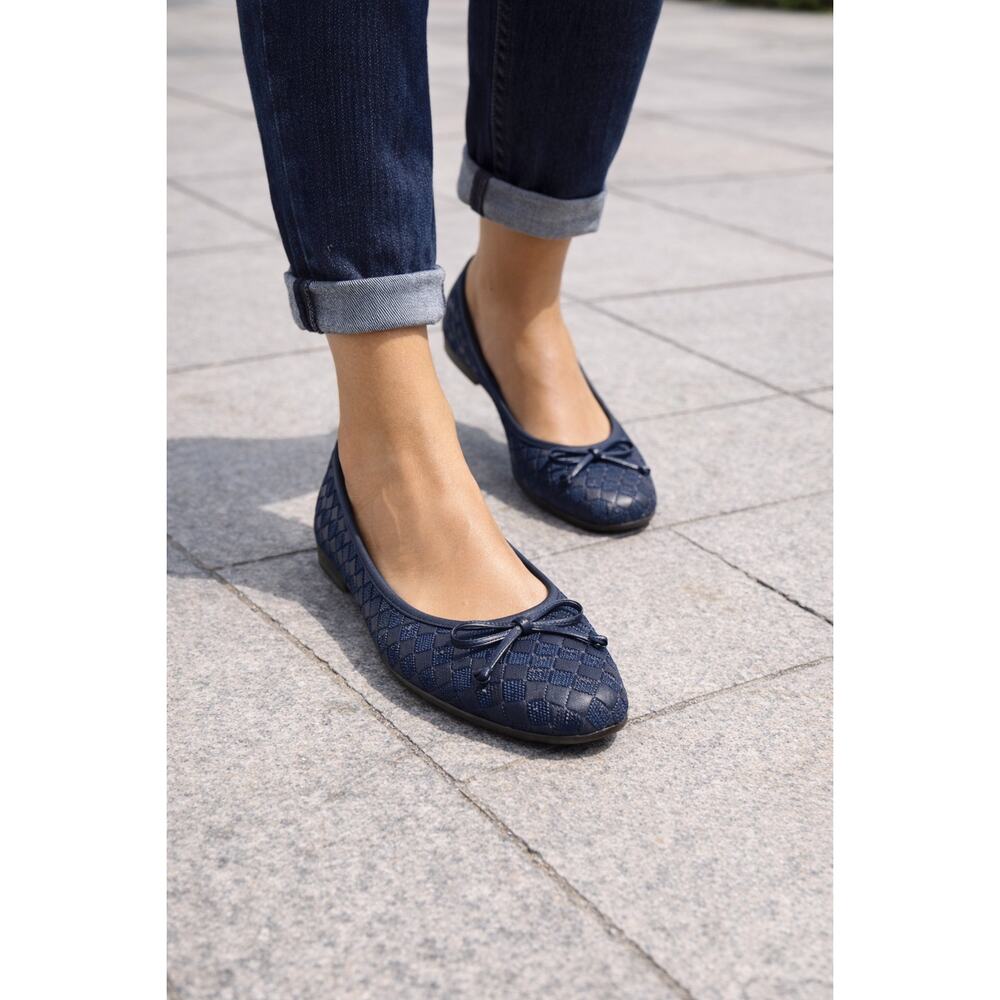 Easy Spirit Dayanna8 Dark Blue Woven Ballet Flats - Sizes 8 & 8.5 - New in Box